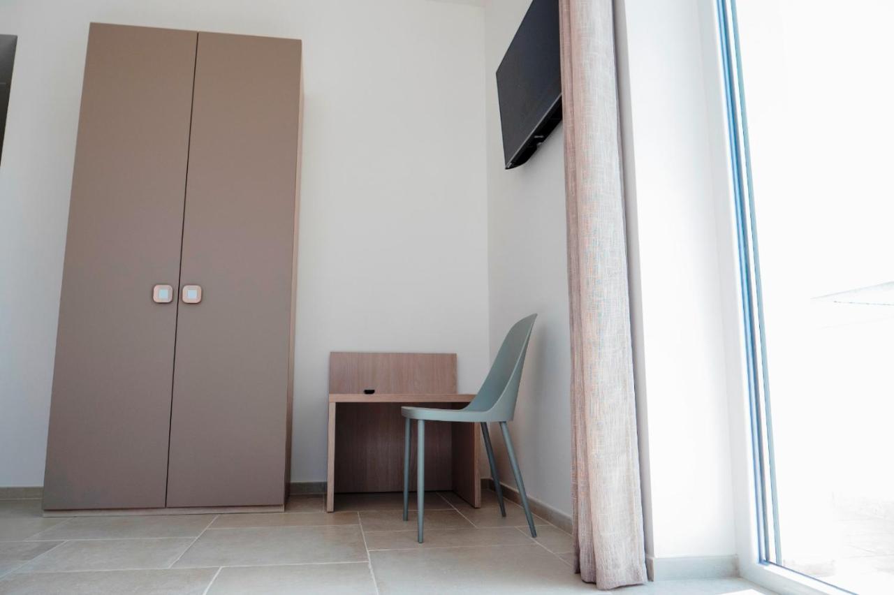 B&B A Un Passo Dal Mare Torre Canne Luaran gambar